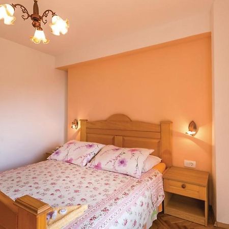 Vacation Apartments Feniks Tucepi Exterior photo