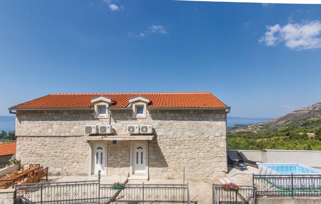 Vacation Apartments Feniks Tucepi Exterior photo