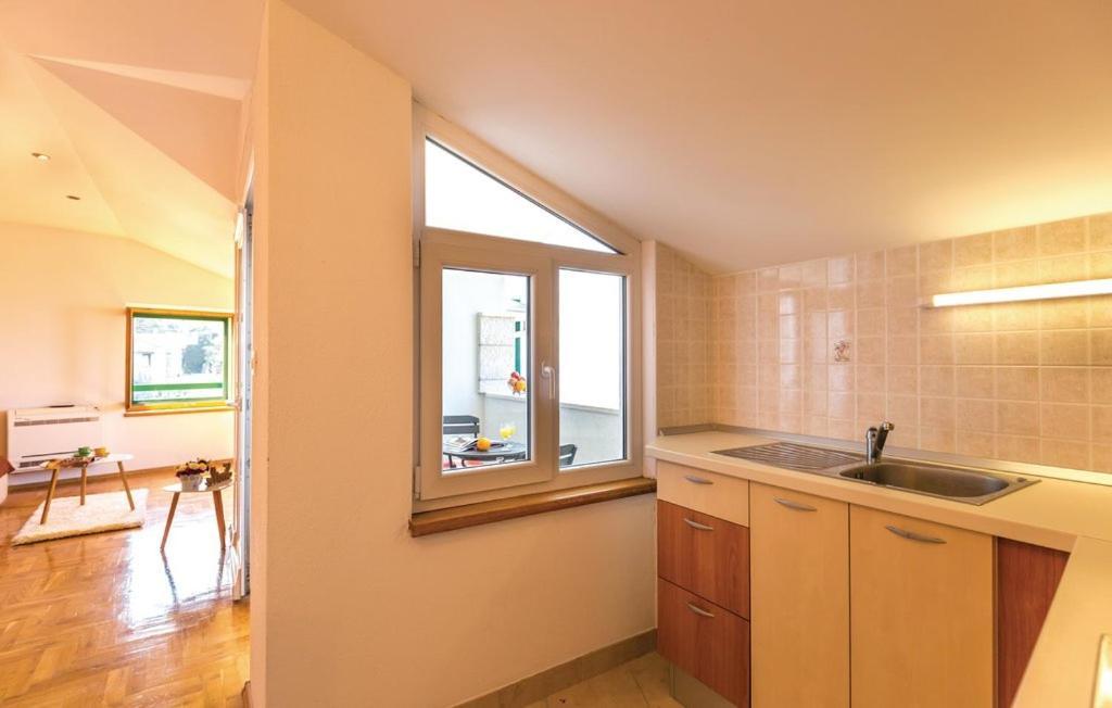 Vacation Apartments Feniks Tucepi Exterior photo